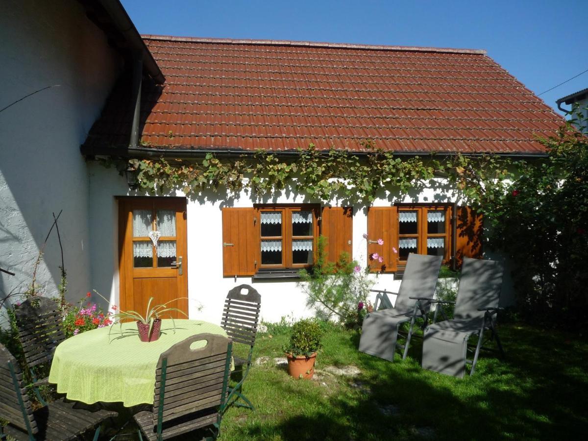 Ferienbauernhof Bosch Villa Funfstetten Exterior photo